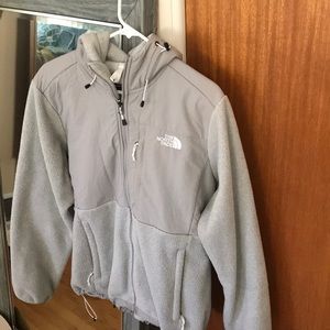 Women’s North Face Hooded Fleece Jacket